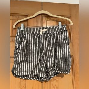Marine Layer hemp dolphin hem striped shorts size small